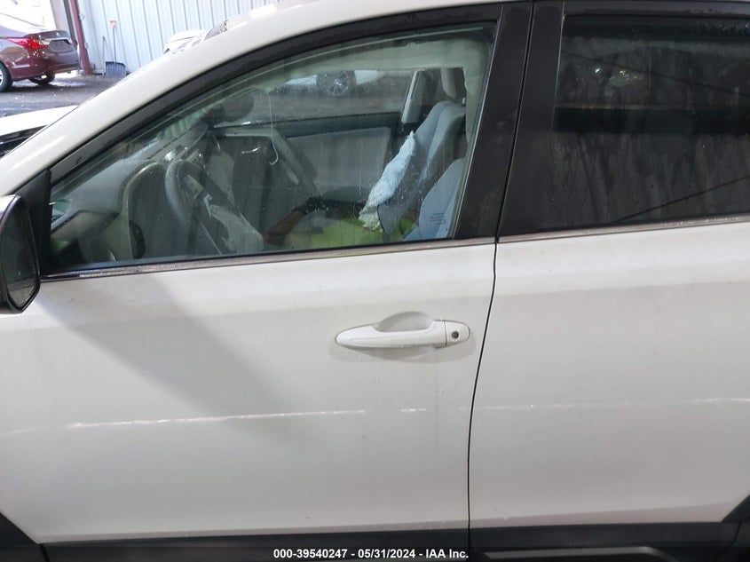 2018 TOYOTA RAV4 ADVENTURE/XLE - 2T3RFREV7JW702330