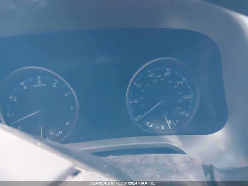 2018 TOYOTA RAV4 ADVENTURE/XLE - 2T3RFREV7JW702330