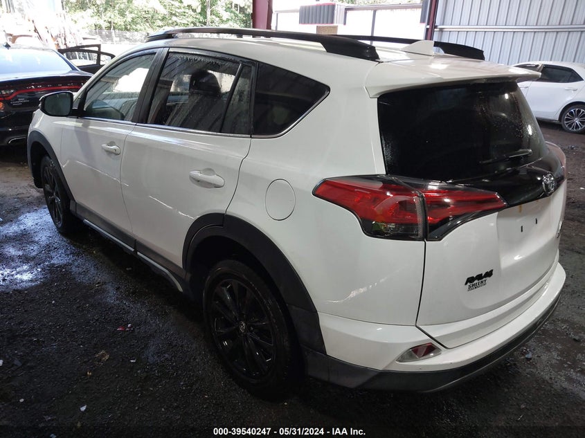 2018 TOYOTA RAV4 ADVENTURE/XLE - 2T3RFREV7JW702330