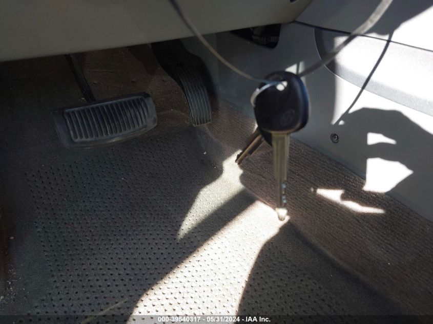 2004 Hyundai Santa Fe Gls VIN: KM8SC73D84U81763 Lot: 39540317