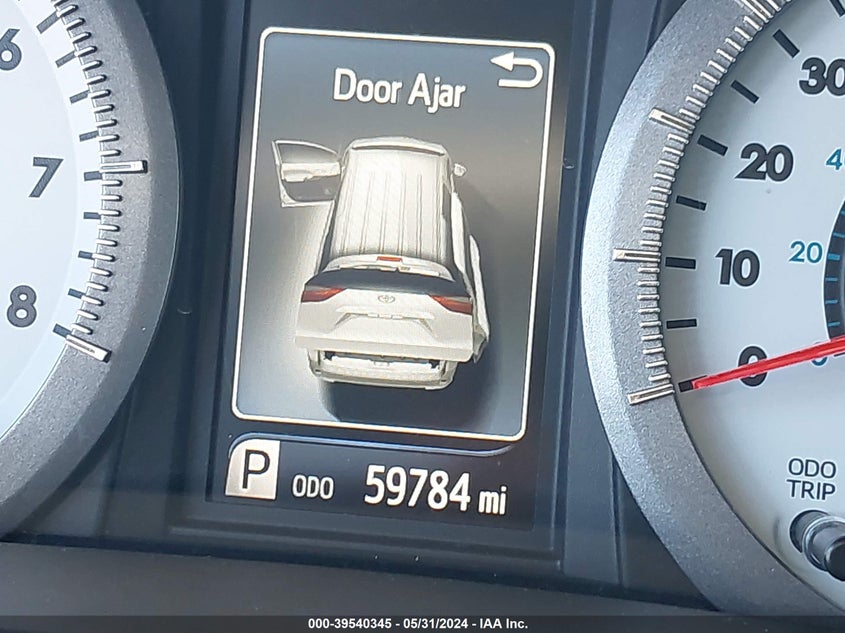 2019 Toyota Sienna Se 8 Passenger VIN: 5TDXZ3DC5KS967780 Lot: 39540345