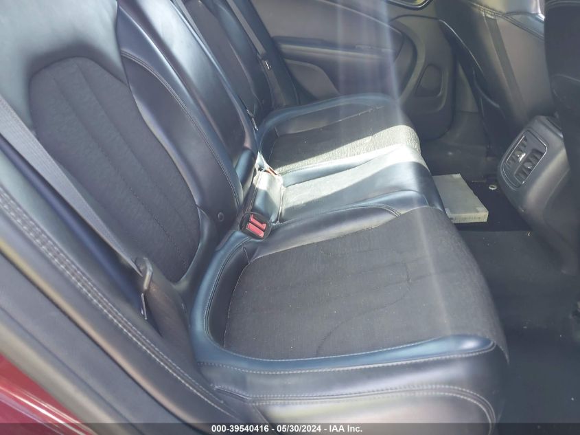 2016 Chrysler 200 S VIN: 1C3CCCBB3GN120073 Lot: 39540416