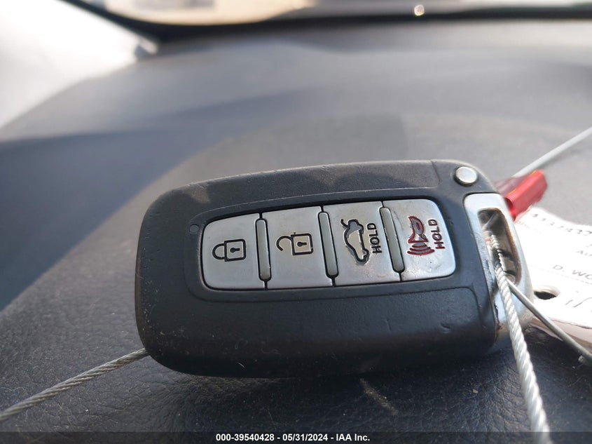 2013 Hyundai Elantra Gt Base W/Blue VIN: KMHD35LEXDU049665 Lot: 39540428