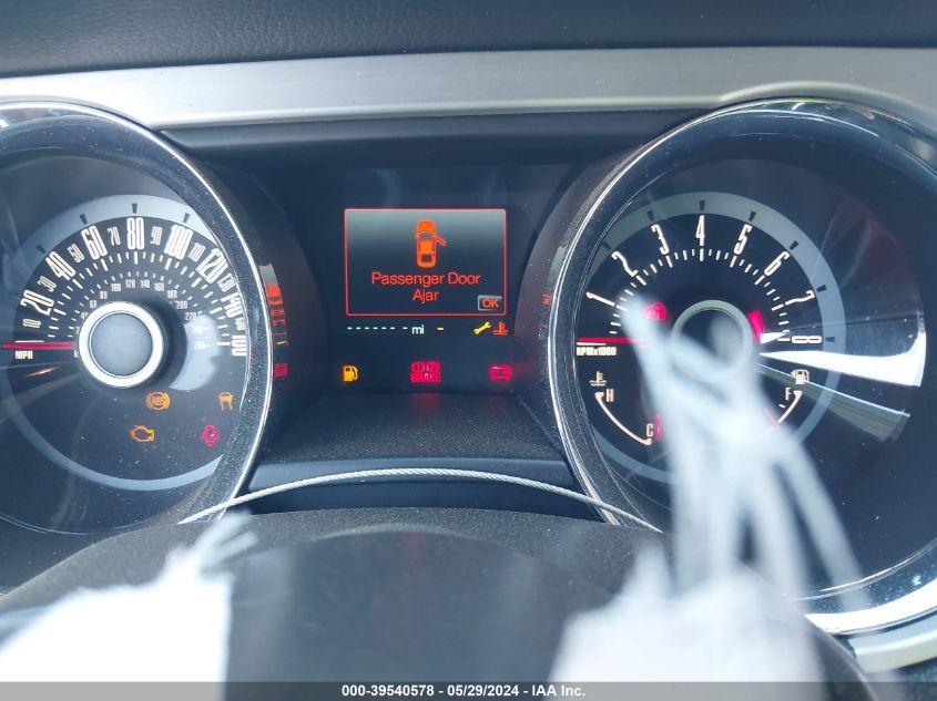 2013 Ford Mustang V6 Premium VIN: 1ZVBP8EM7D5237184 Lot: 39540578