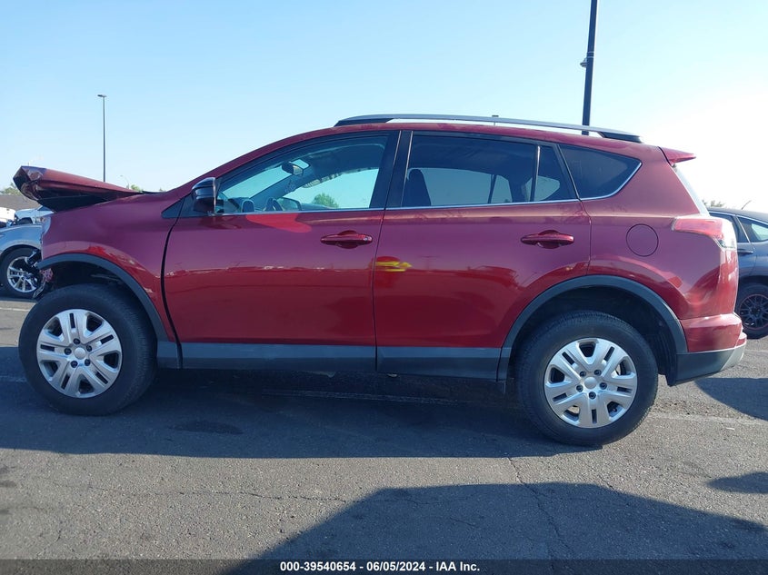 2018 TOYOTA RAV4 LE - 2T3ZFREVXJW489390