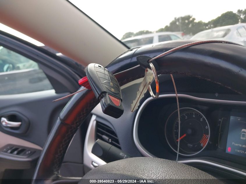 2015 Jeep Cherokee Latitude VIN: 1C4PJLCS9FW632589 Lot: 39540823