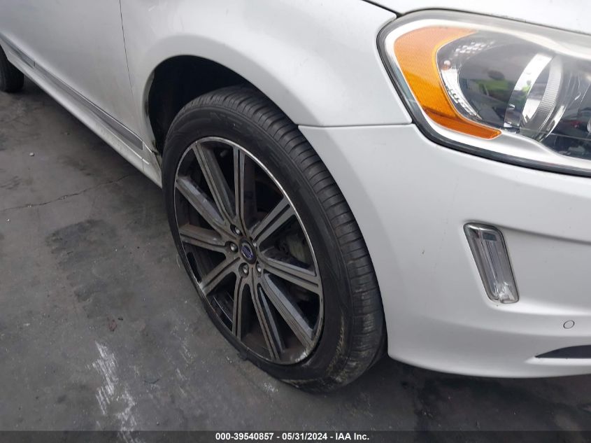 2016 Volvo Xc60 T5 Drive-E Premier VIN: YV440MDK0G2878382 Lot: 39540857