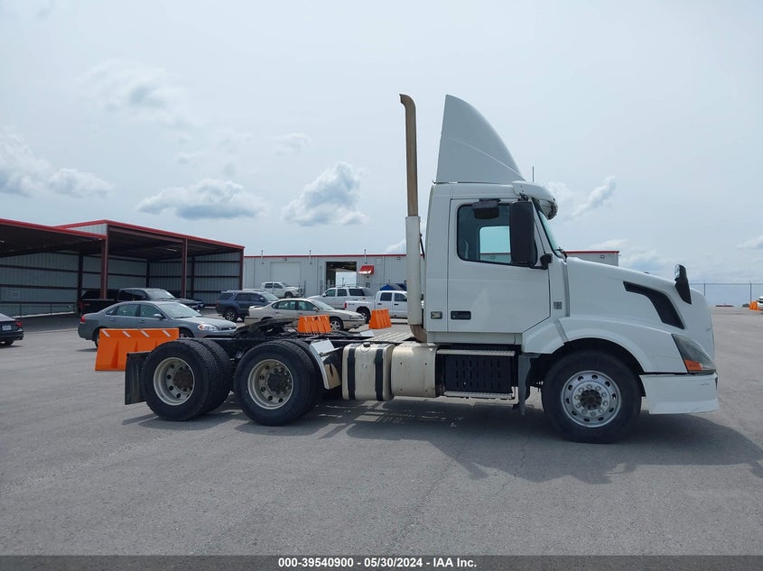 2013 Volvo Vn Vnl VIN: 4V4NC9EH6DN149820 Lot: 39540900