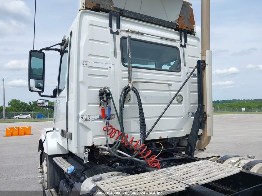 2013 Volvo Vn Vnl VIN: 4V4NC9EH6DN149820 Lot: 39540900