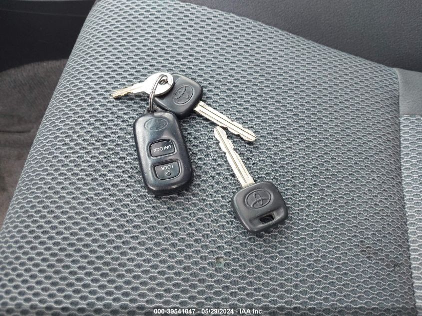 2004 Toyota Rav4 VIN: JTEHD20V940031473 Lot: 39541047