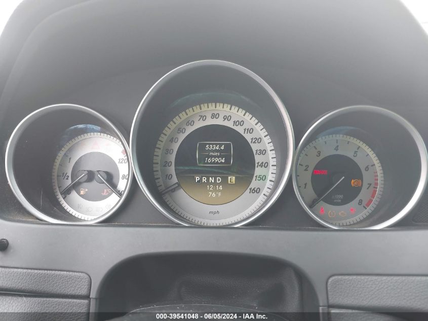 2012 Mercedes-Benz C 300 Luxury 4Matic/Sport 4Matic VIN: WDDGF8BB8CR205923 Lot: 39541048