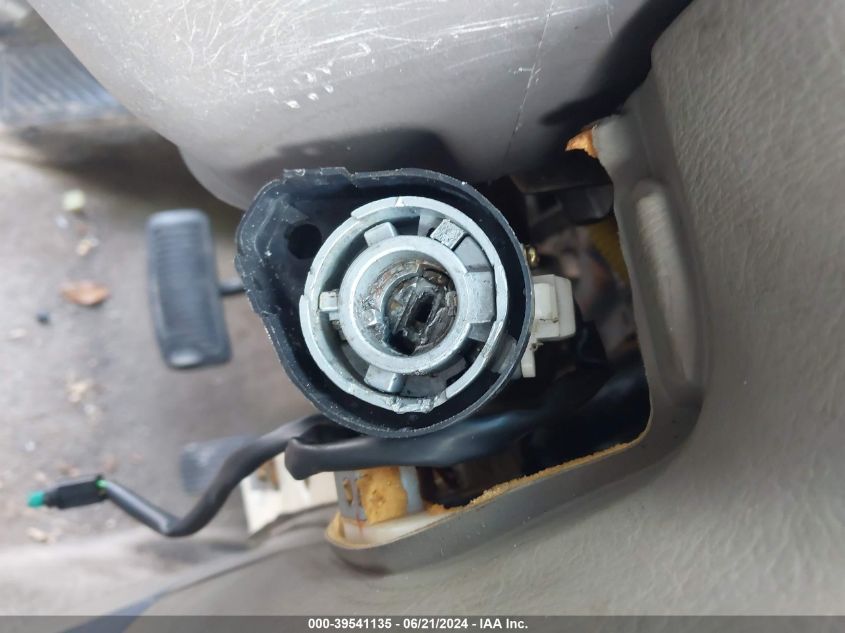 2002 Hyundai Santa Fe Gls/Lx VIN: KM8SC13D22U242137 Lot: 39541135