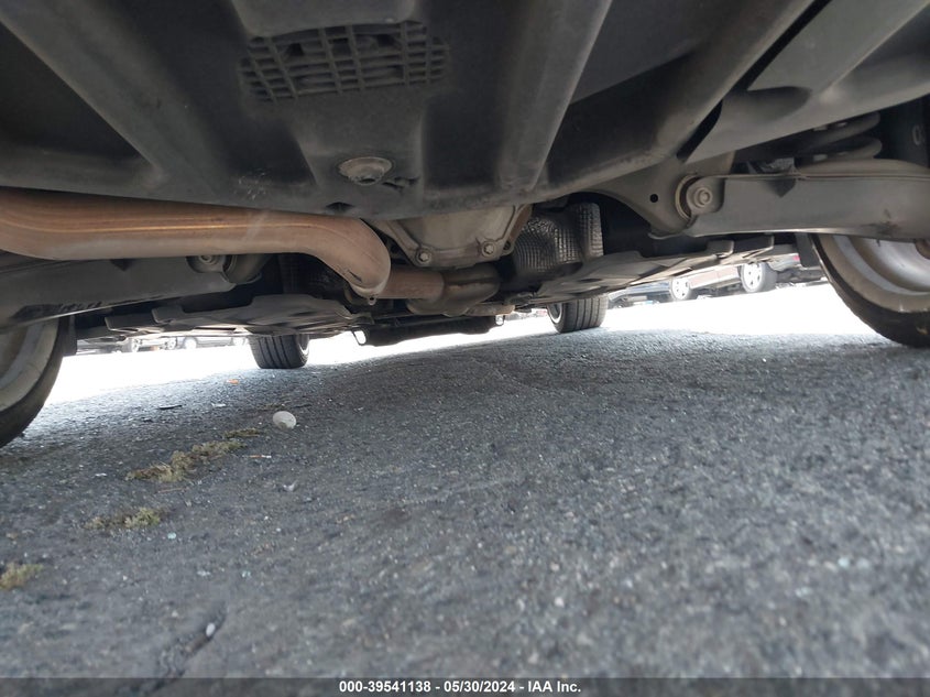 2014 Mercedes-Benz C 250 Luxury/Sport VIN: WDDGF4HB2EA960020 Lot: 39541138