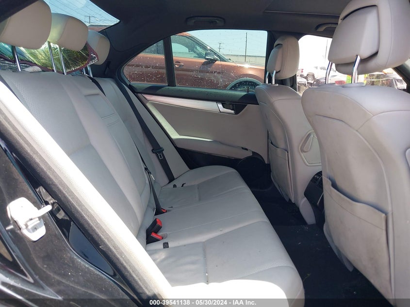 2014 Mercedes-Benz C 250 Luxury/Sport VIN: WDDGF4HB2EA960020 Lot: 39541138