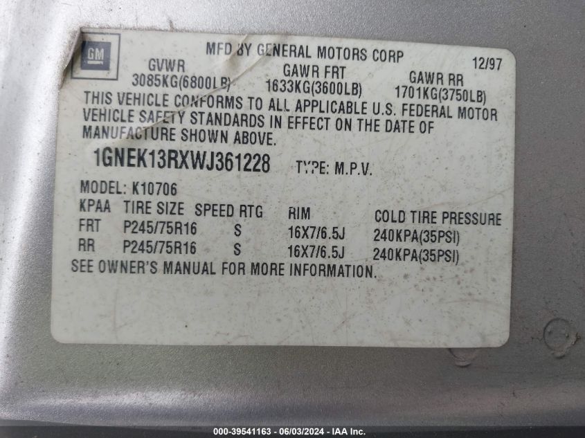 1998 Chevrolet Tahoe K1500 VIN: 1GNEK13RXWJ361228 Lot: 39541163