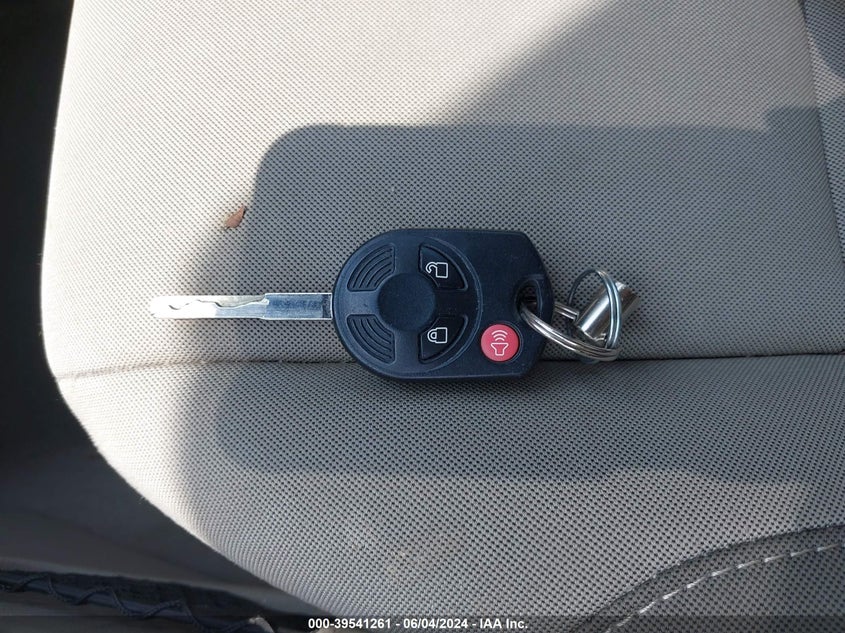 2016 Ford Escape Se VIN: 1FMCU9G90GUC43185 Lot: 39541261