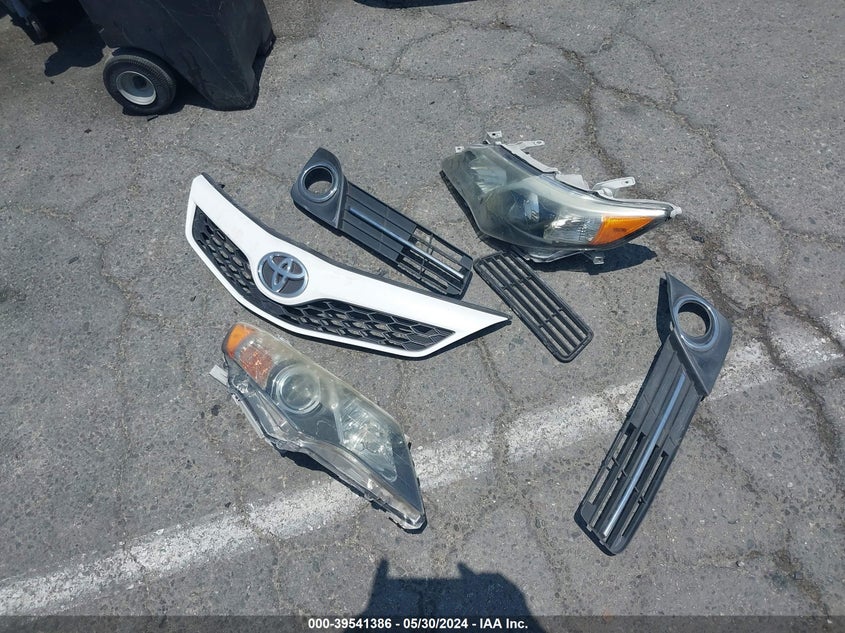 2014 Toyota Camry Se VIN: 4T1BF1FK4EU808210 Lot: 39541386