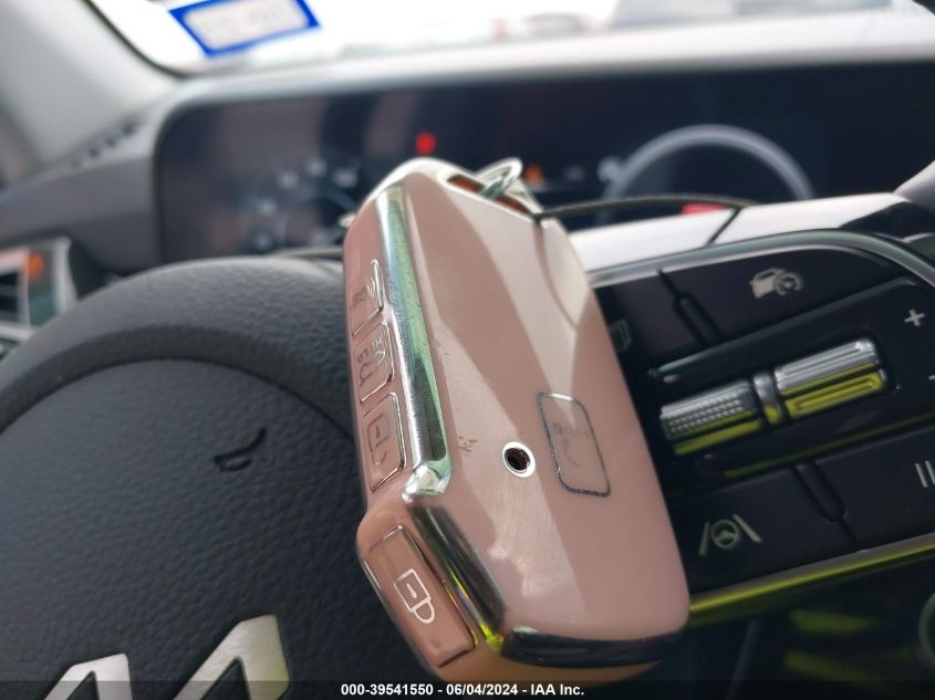 2024 Kia Seltos S VIN: KNDEU2AAXR7526282 Lot: 39541550