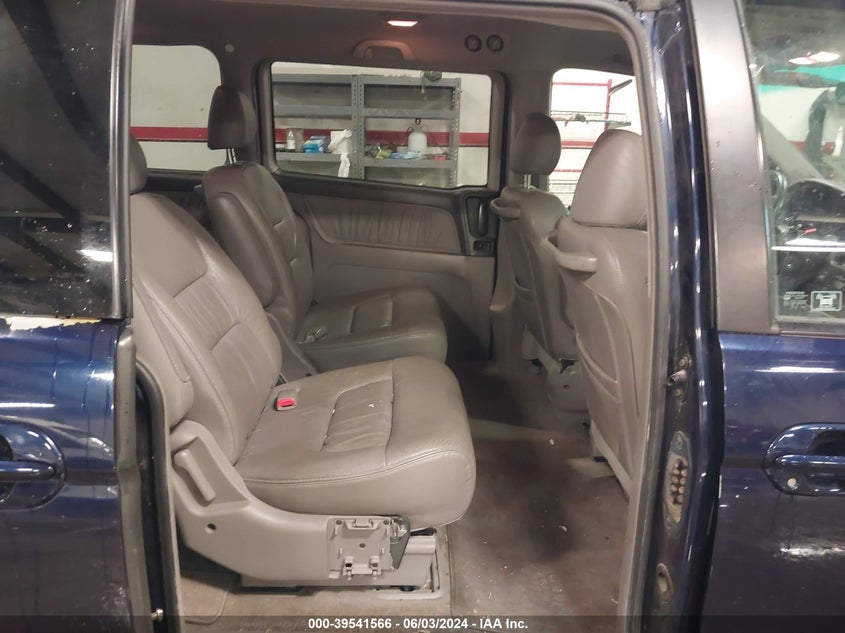 2004 Honda Odyssey Ex-L VIN: 5FNRL18084B054324 Lot: 39541566