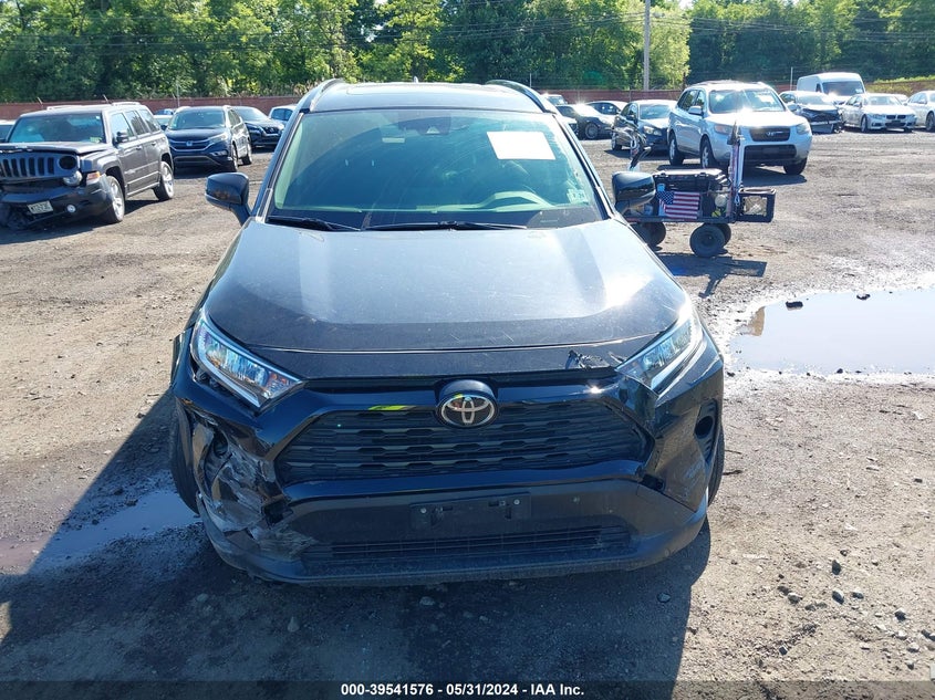 2019 TOYOTA RAV4 XLE/XLE PREMIUM - JTMP1RFV6KJ006658