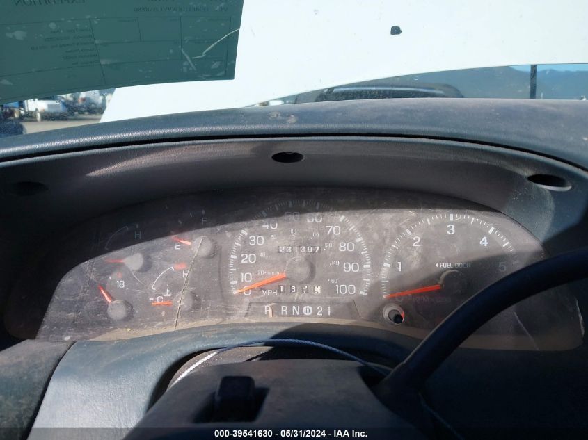 1997 Ford Expedition Eddie Bauer/Xlt VIN: 1FMEU18W9VLB98880 Lot: 39541630