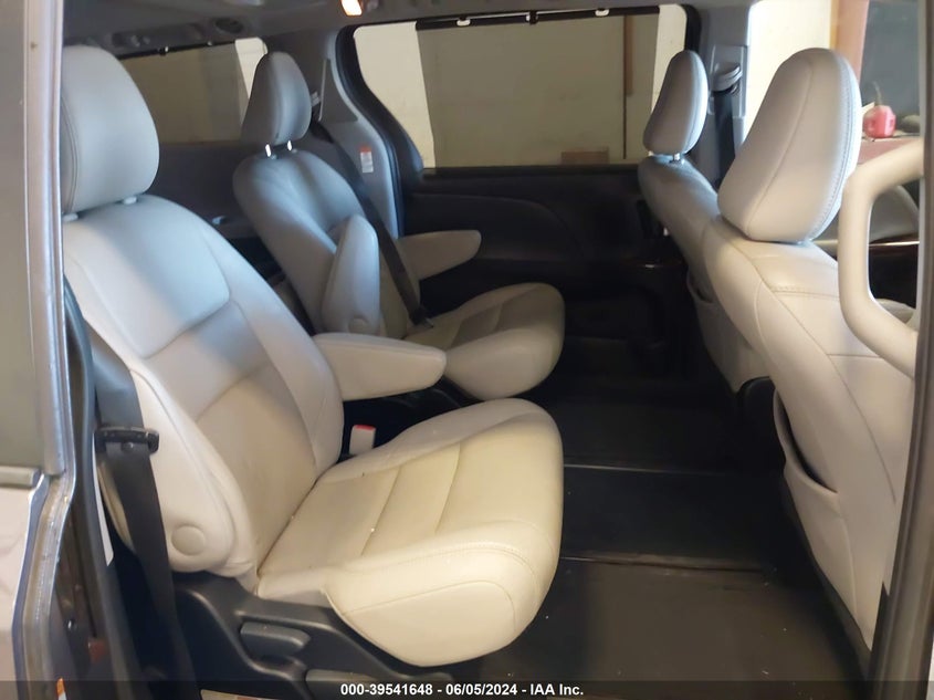 2015 Toyota Sienna Limited Premium 7 Passenger VIN: 5TDDK3DC1FS120915 Lot: 39541648