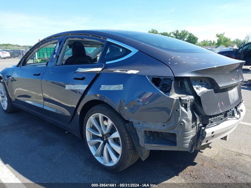 2019 Tesla Model 3 Long Range/Performance VIN: 5YJ3E1EB8KF390395 Lot: 39541661