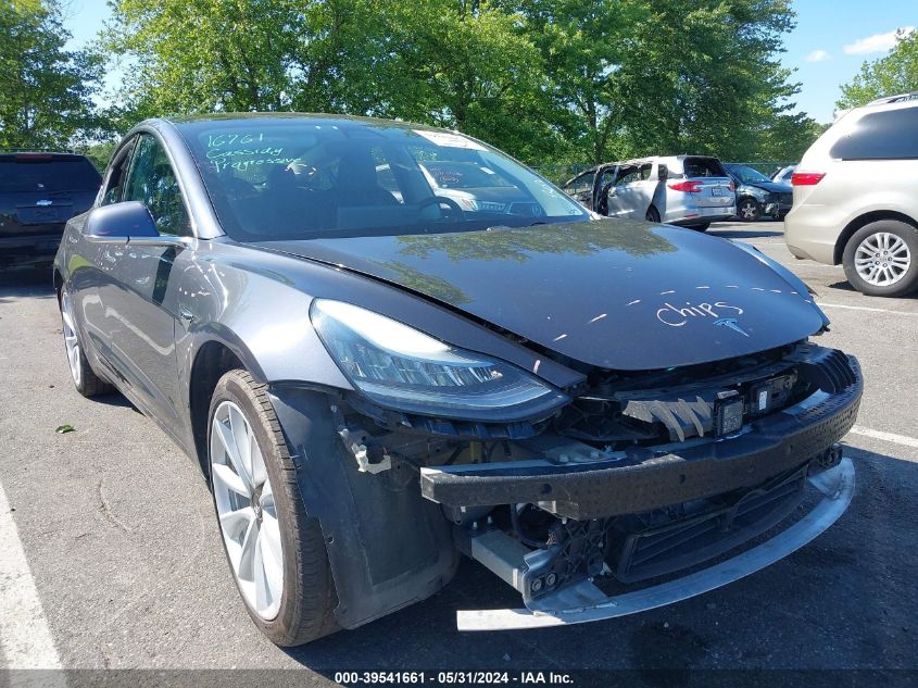 2019 Tesla Model 3 Long Range/Performance VIN: 5YJ3E1EB8KF390395 Lot: 39541661