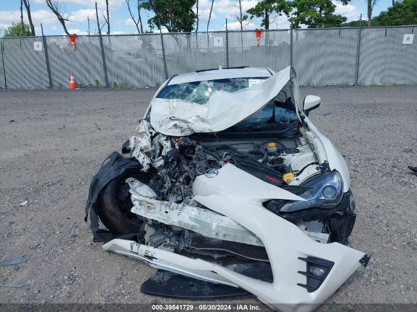 2017 Toyota 86 VIN: JF1ZNAA13H8711281 Lot: 39541729