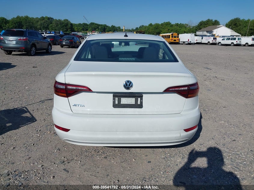 2019 Volkswagen Jetta 1.4T R-Line/1.4T S/1.4T Se VIN: 3VWC57BU2KM218557 Lot: 39541792
