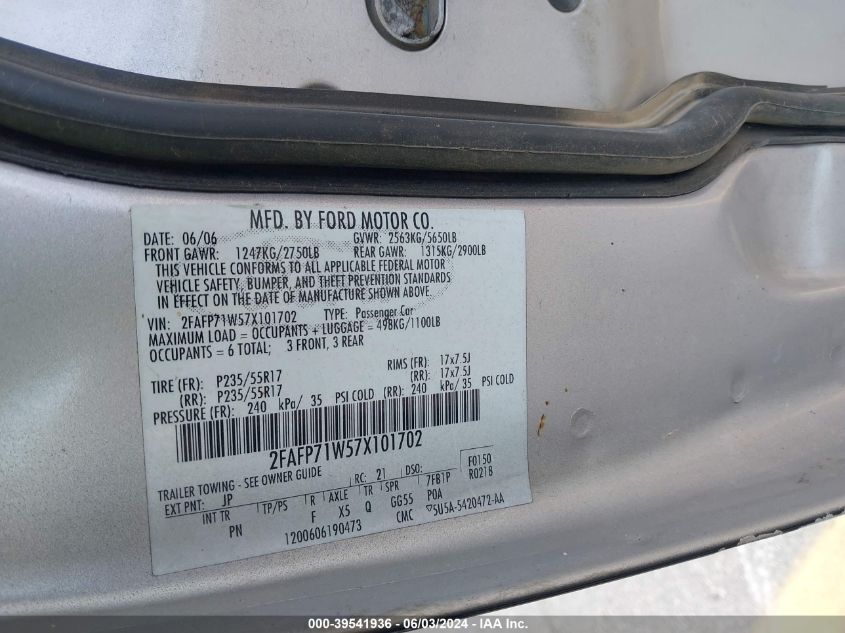 2007 Ford Crown Victoria Police/Police Interceptor VIN: 2FAFP71W57X101702 Lot: 39541936