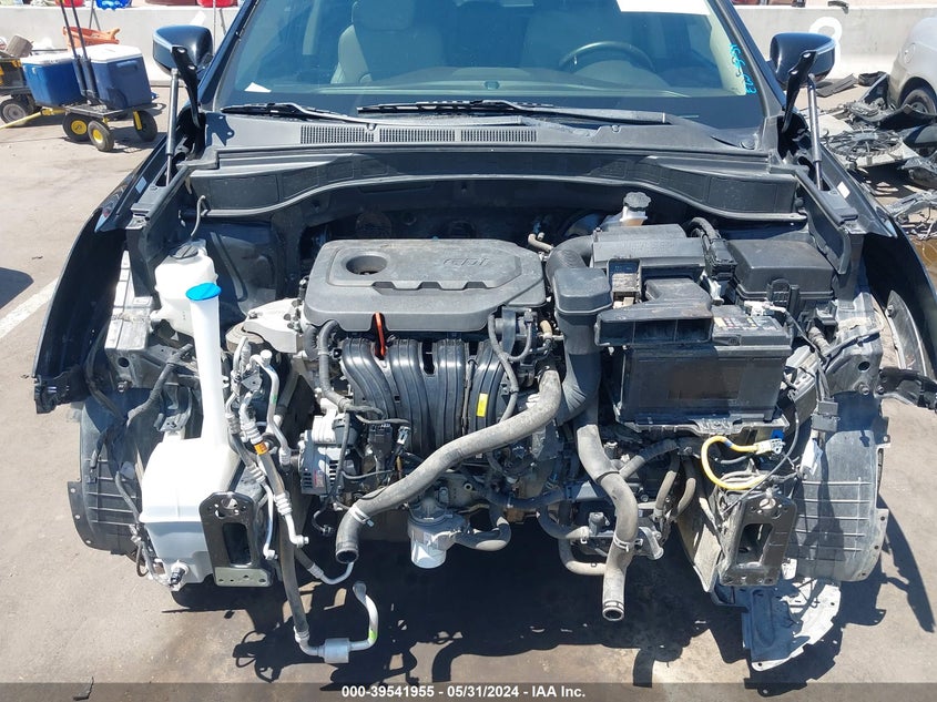 2018 Hyundai Santa Fe Sport 2.4L VIN: 5XYZU3LB4JG518473 Lot: 39541955