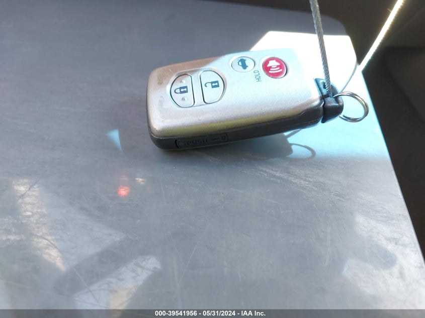 2008 Toyota Camry Hybrid VIN: JTNBB46K783048166 Lot: 39541956