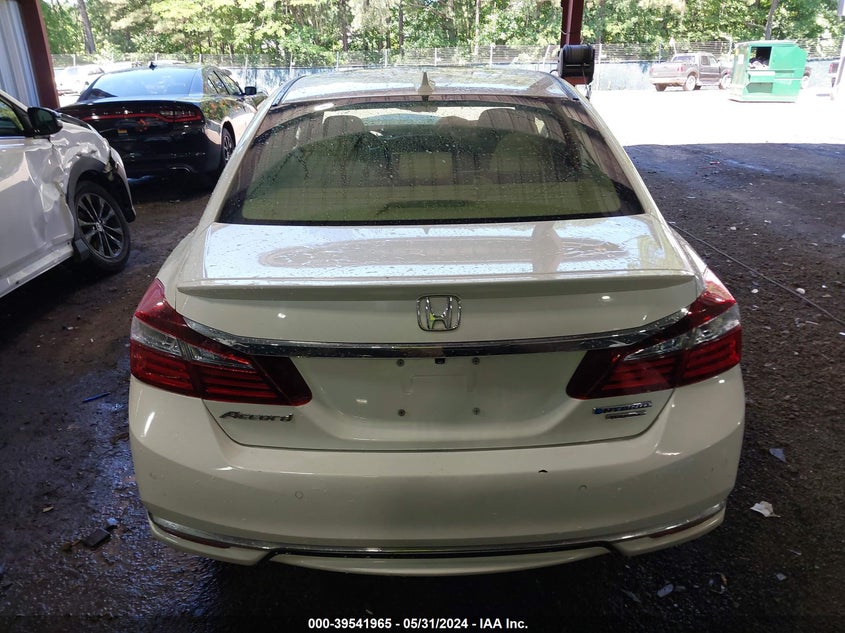 JHMCR6F76HC013371 2017 Honda Accord Hybrid Touring