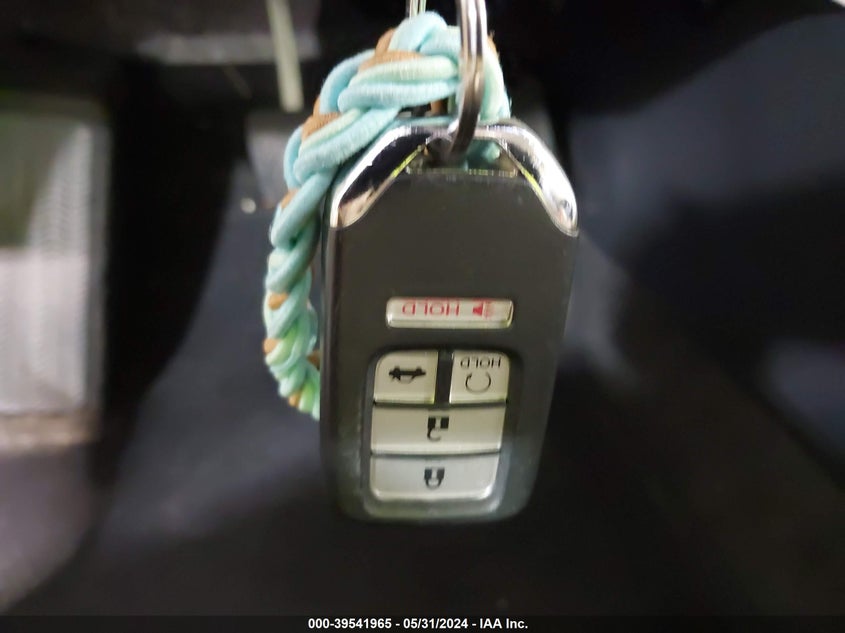 JHMCR6F76HC013371 2017 Honda Accord Hybrid Touring