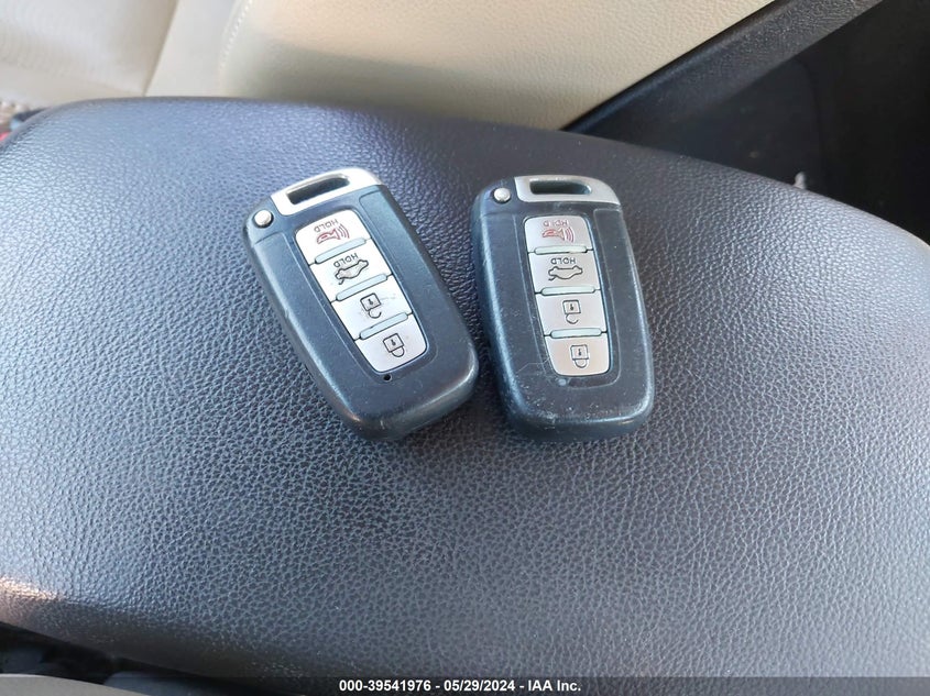 2012 Hyundai Elantra Limited VIN: 5NPDH4AE9CH120964 Lot: 39541976