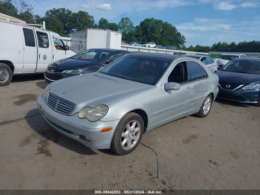 2002 Mercedes-Benz C 240 VIN: WDBRF61J72F214563 Lot: 39542053
