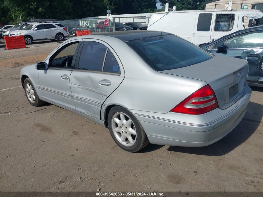2002 Mercedes-Benz C 240 VIN: WDBRF61J72F214563 Lot: 39542053