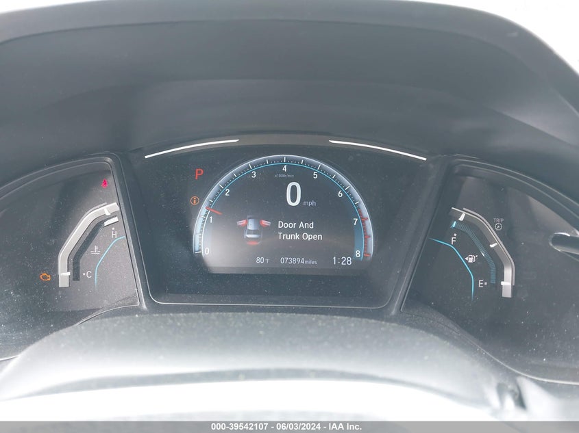 VIN 2HGFC2F64KH562718 2019 HONDA CIVIC LX