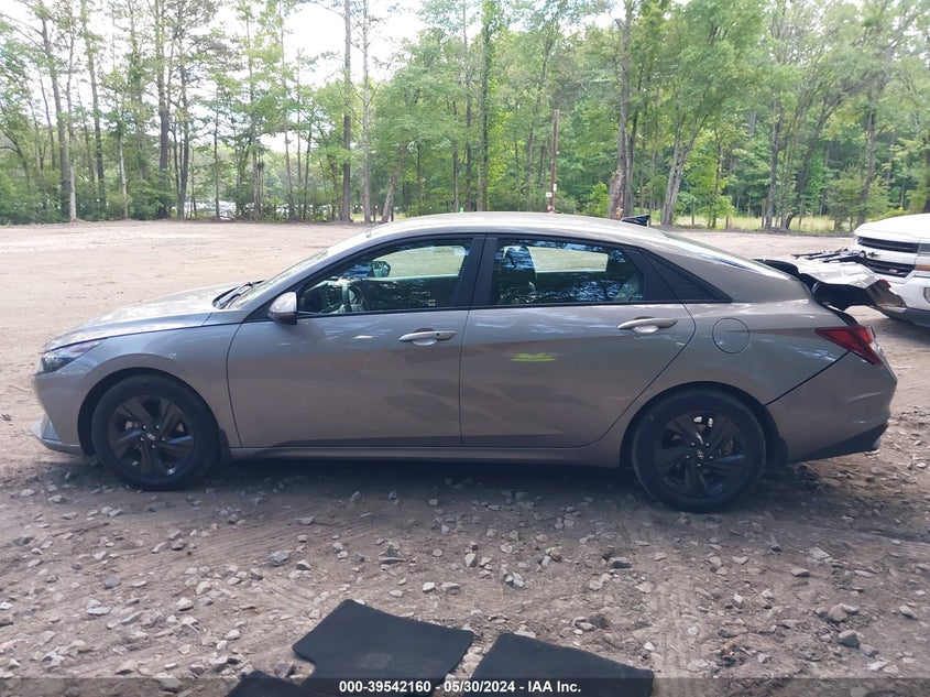 KMHLM4AG2MU211991 2021 Hyundai Elantra Sel