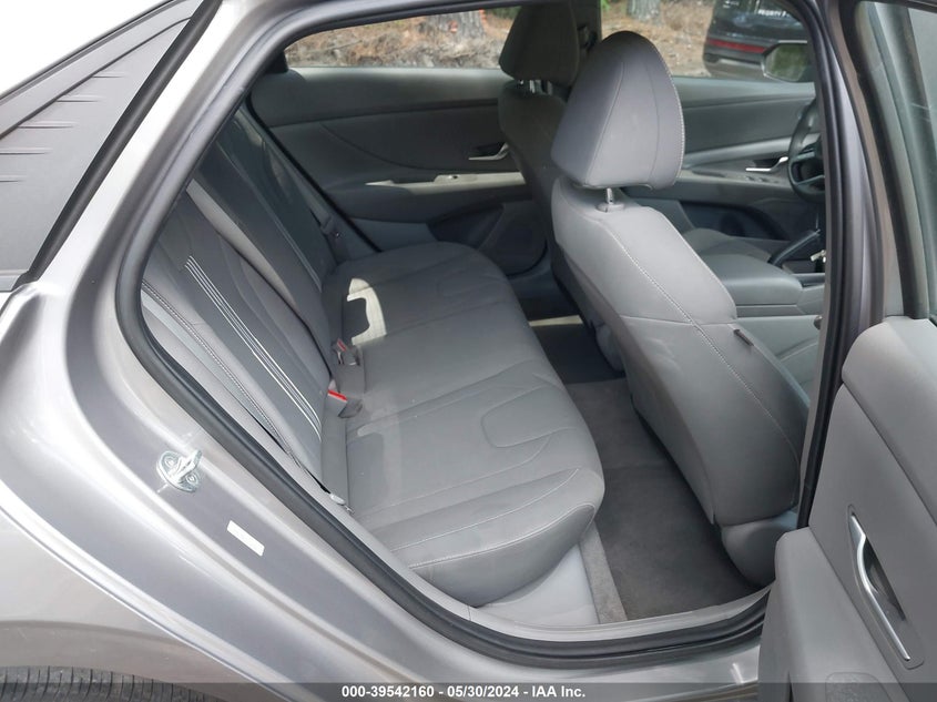 KMHLM4AG2MU211991 2021 Hyundai Elantra Sel