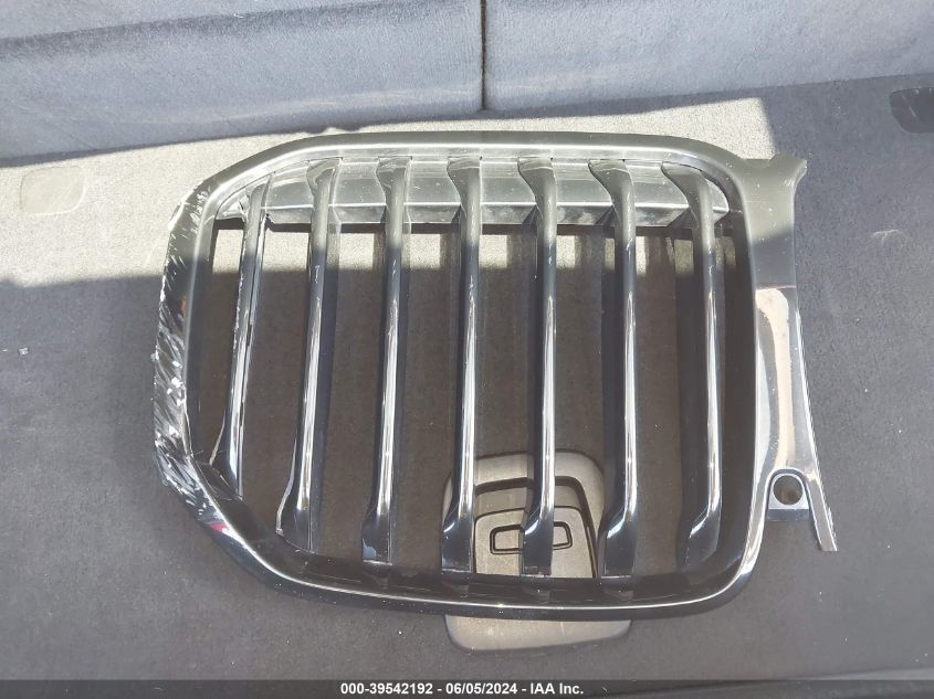 2020 BMW X7 xDrive40I VIN: 5UXCW2C04L9A00748 Lot: 39542192