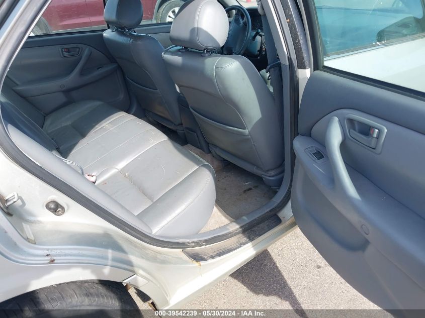 2000 Toyota Camry Le VIN: 4T1BG22K9YU694735 Lot: 39542239