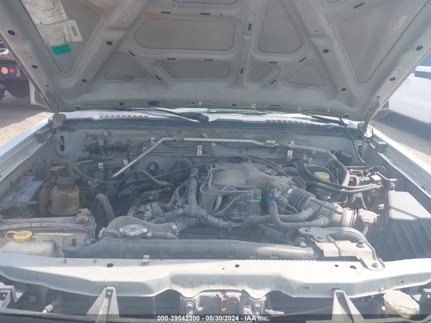 2002 Nissan Xterra Xe VIN: 5N1ED28T62C537442 Lot: 39542300