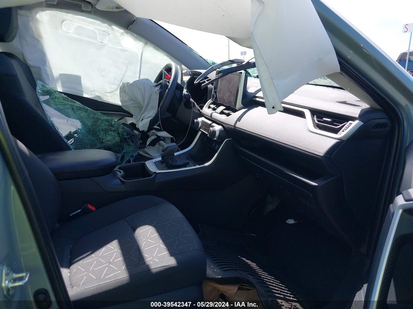 2023 TOYOTA RAV4 XLE - 2T3W1RFV1PW291631