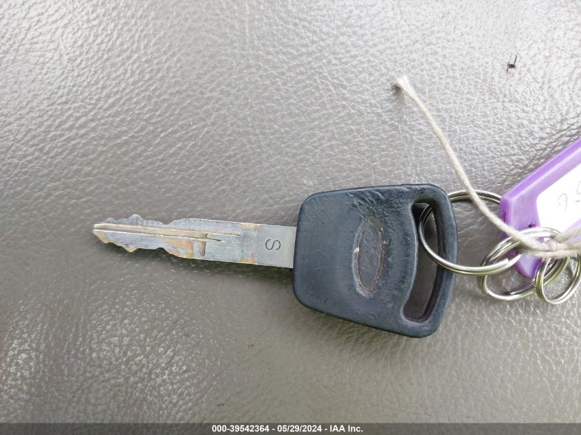 2008 Ford F-250 Xl/Xlt VIN: 1FTNF21578EC93209 Lot: 39542364