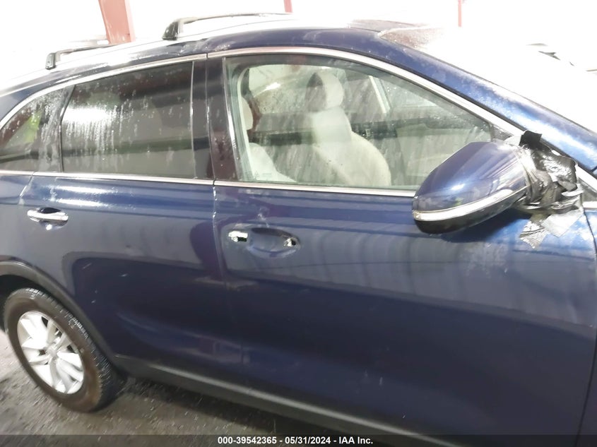 2018 Kia Sorento 2.4L Lx VIN: 5XYPG4A31JG427662 Lot: 39542365