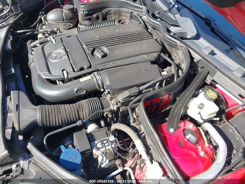 2014 Mercedes-Benz C 250 Luxury/Sport VIN: WDDGF4HB4EA962514 Lot: 39542388