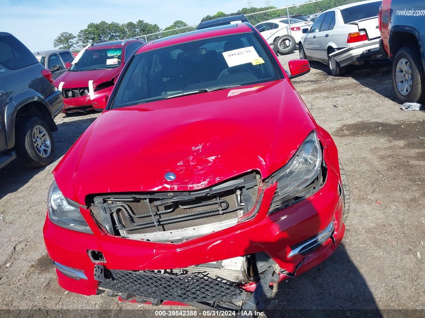 2014 Mercedes-Benz C 250 Luxury/Sport VIN: WDDGF4HB4EA962514 Lot: 39542388