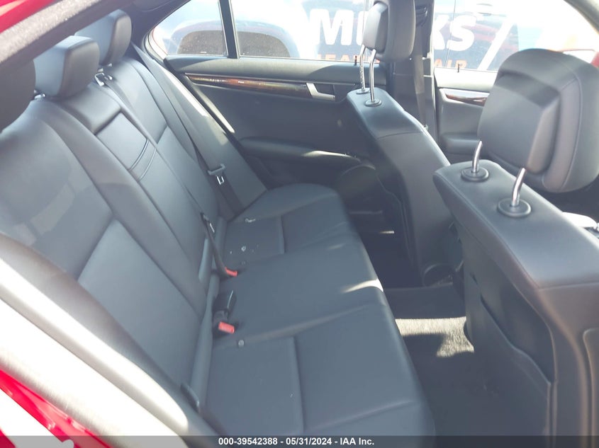 2014 Mercedes-Benz C 250 Luxury/Sport VIN: WDDGF4HB4EA962514 Lot: 39542388